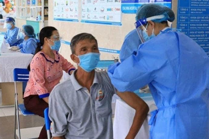 Đến 17h ngày 12/11, Khánh Hòa ghi nhận 100 trường hợp dương tính với SARS-CoV-2